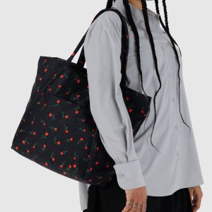Cloud Bag in Painted Wildflower - Image 4