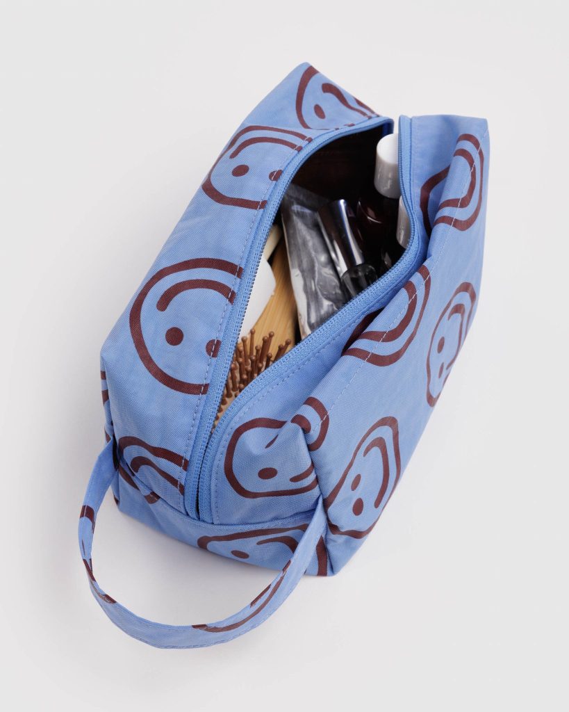 Dopp Kit: Misty Blue Happy