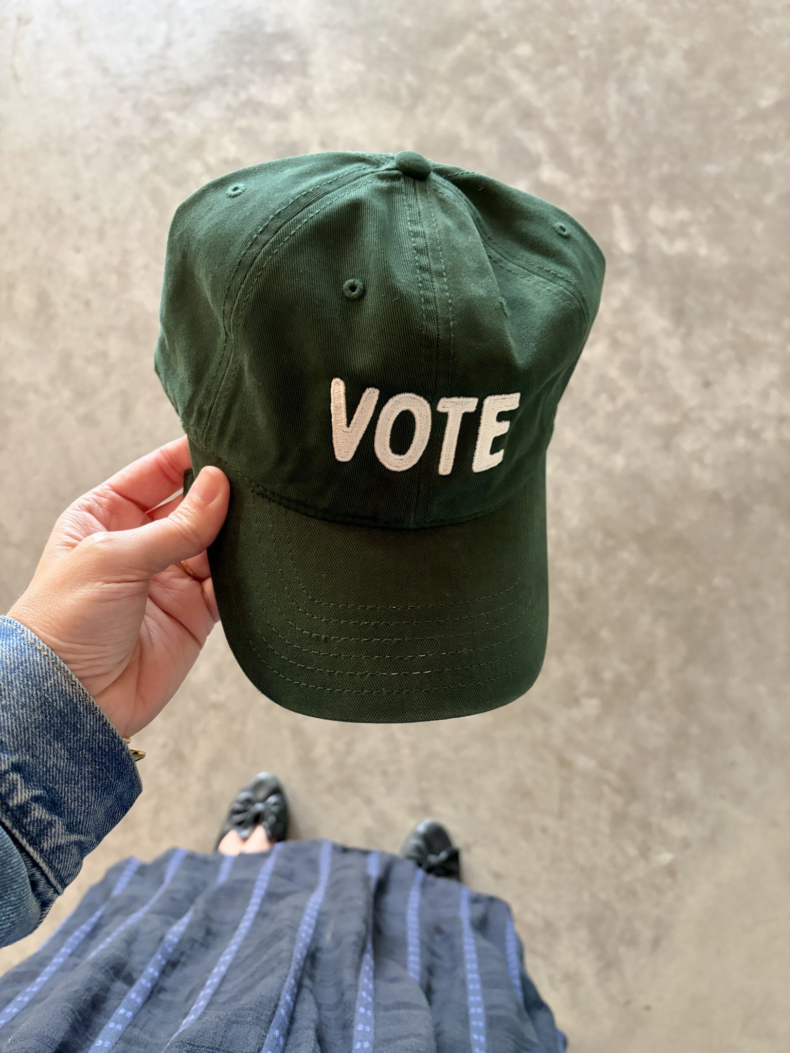 Vote Hat: Green - Image 2