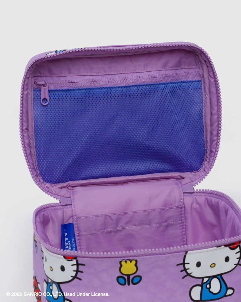 Large Cosmetic Case: Hello Kitty Pink