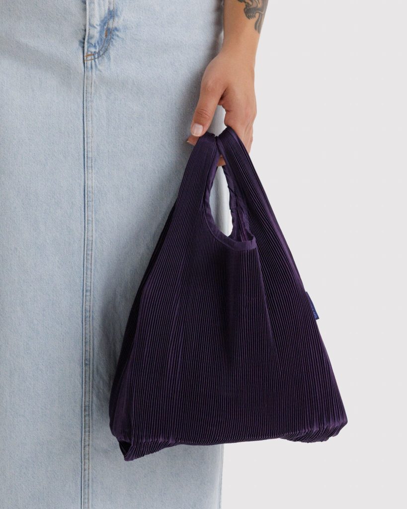 Pleated Baggu: Fig