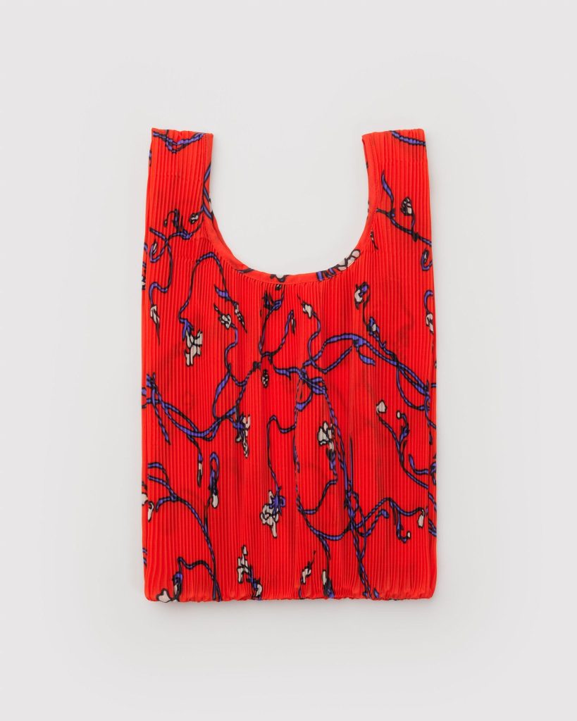 Pleated Baggu: Red Snapdragon